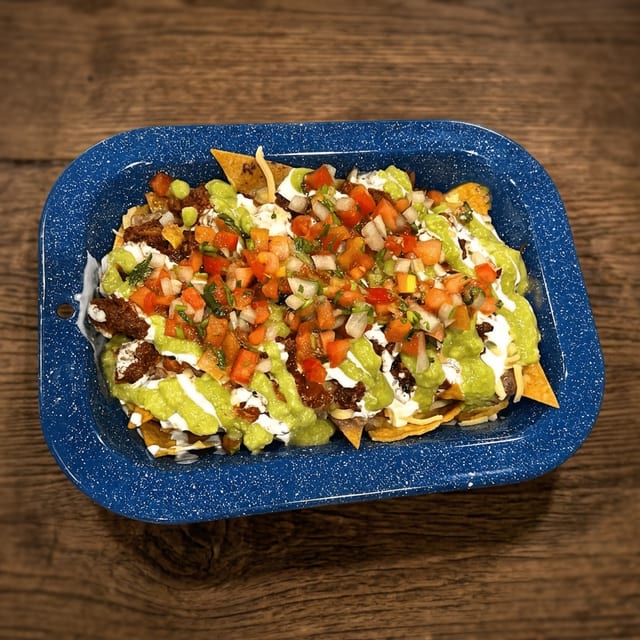 Lunch Bistec Loaded Chips.
